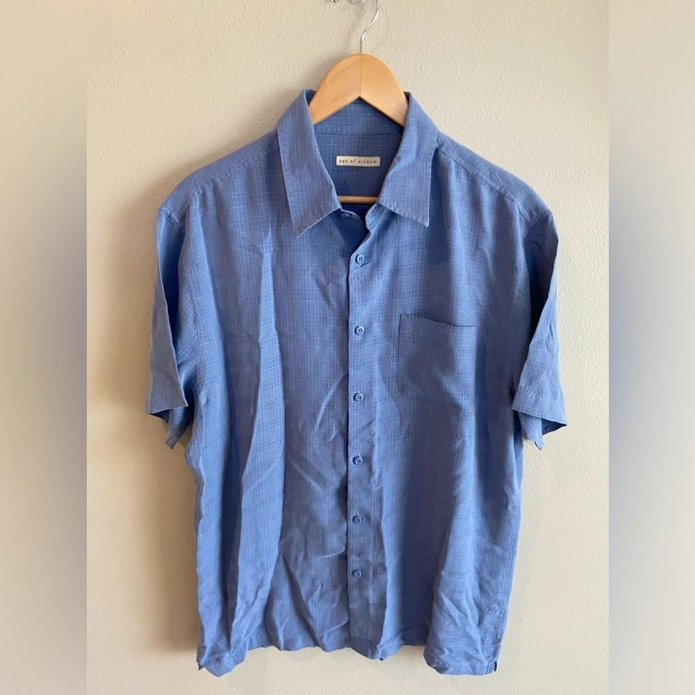AGE‎ OF WISDOM Men’s Button Up Blue Textured Material Large Like New
